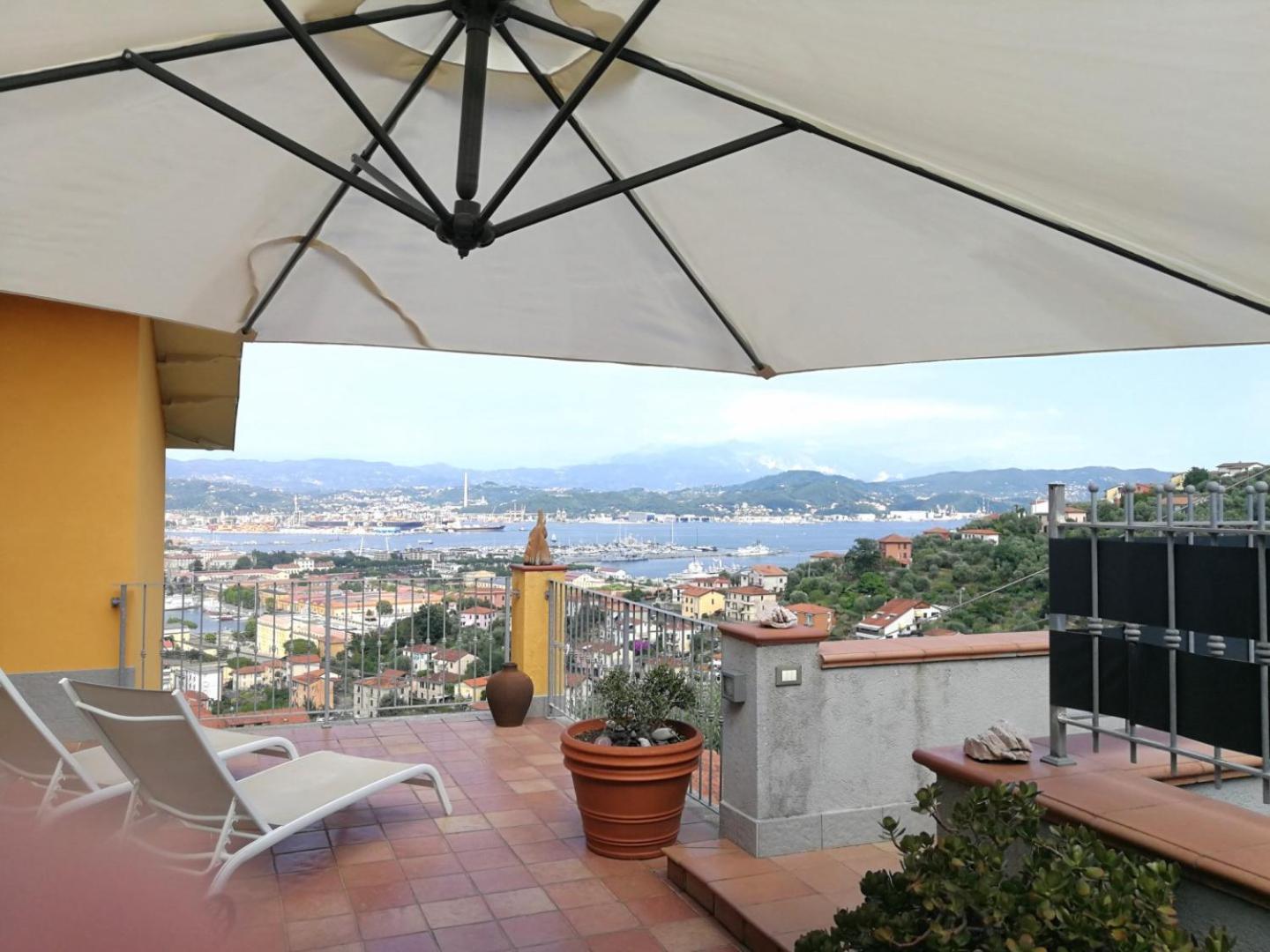 I Poggi Sul Golfo Hotel La Spezia Exterior photo